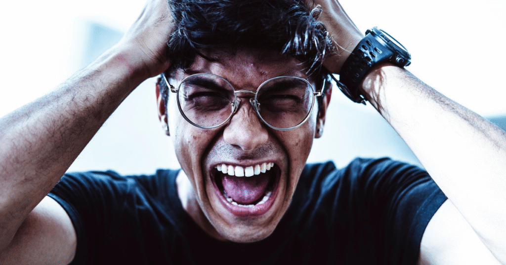 raiva mensageira da sombra